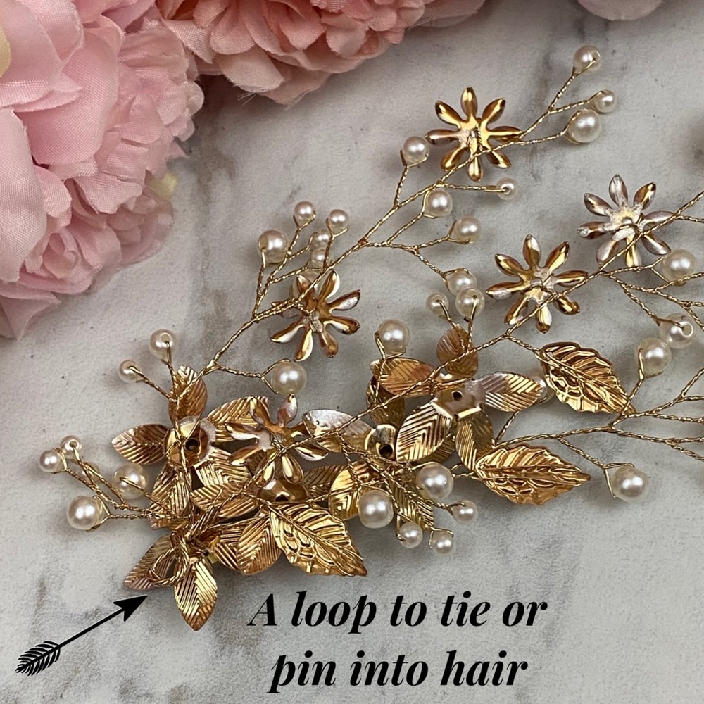 Renaissance Crystal Pearl Leaf Flower Headdress - Picture 15 of 16